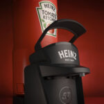 High-end product fotografie van Kraft Heinz EazySauce dispenser